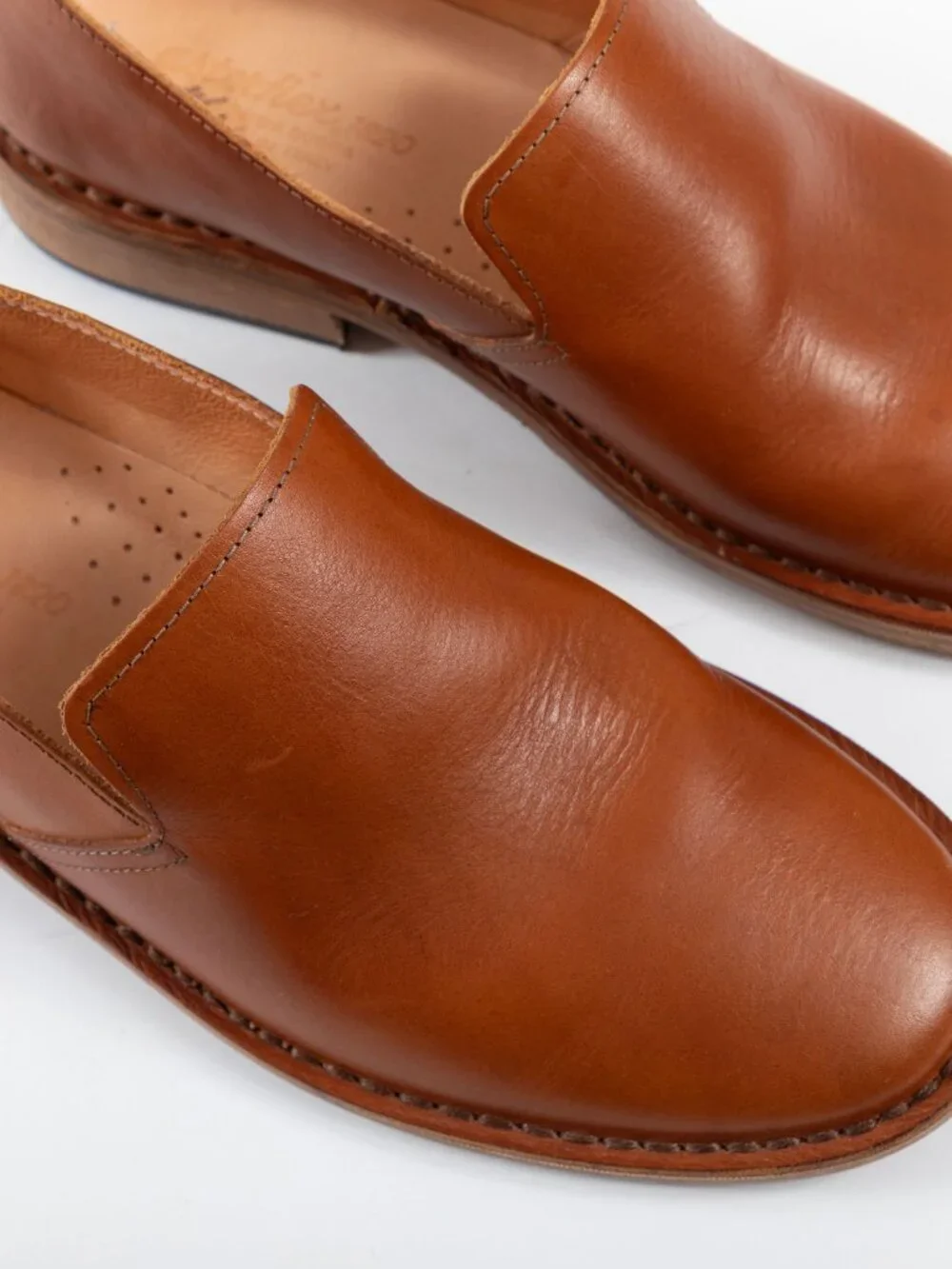 Men's Classic Tan Leather Slip-On Loafers